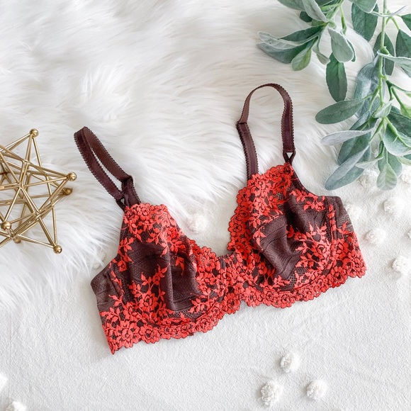 Wacoal Other - Brown + Pinkish Orange Lace Bra